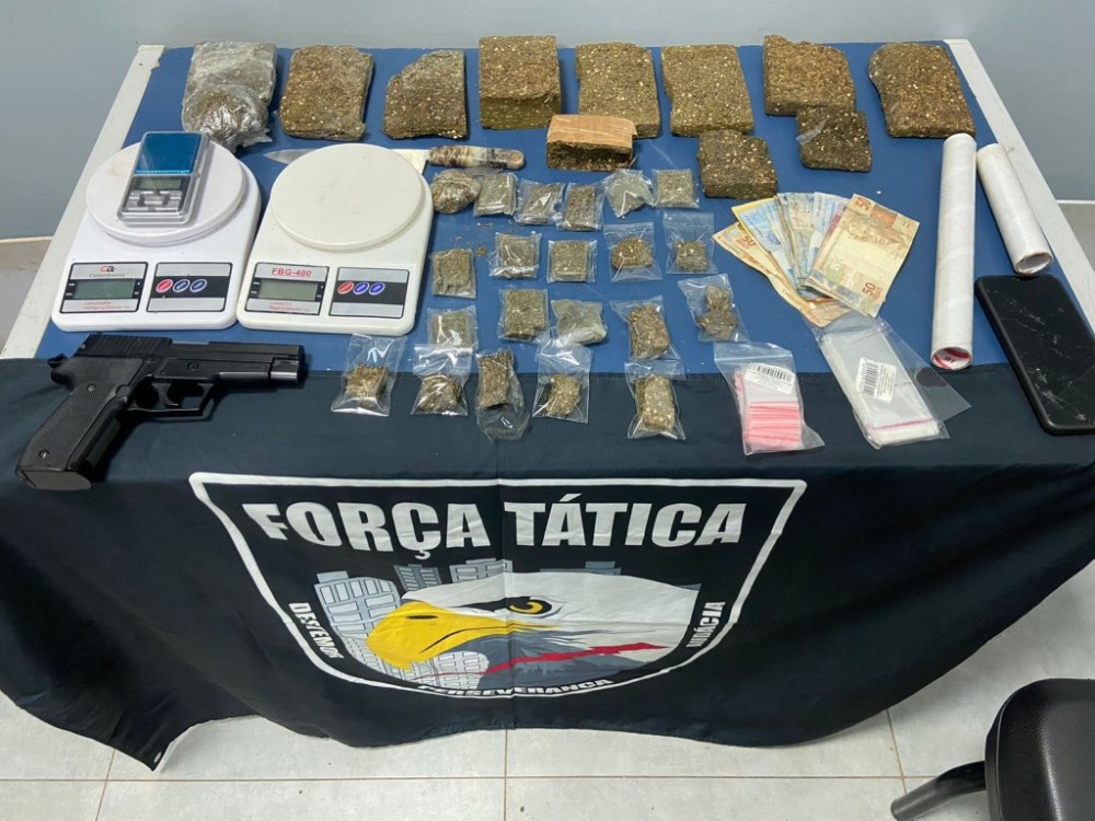 Força Tática prende integrante de organização criminosa com diversas porções e tabletes de maconha
