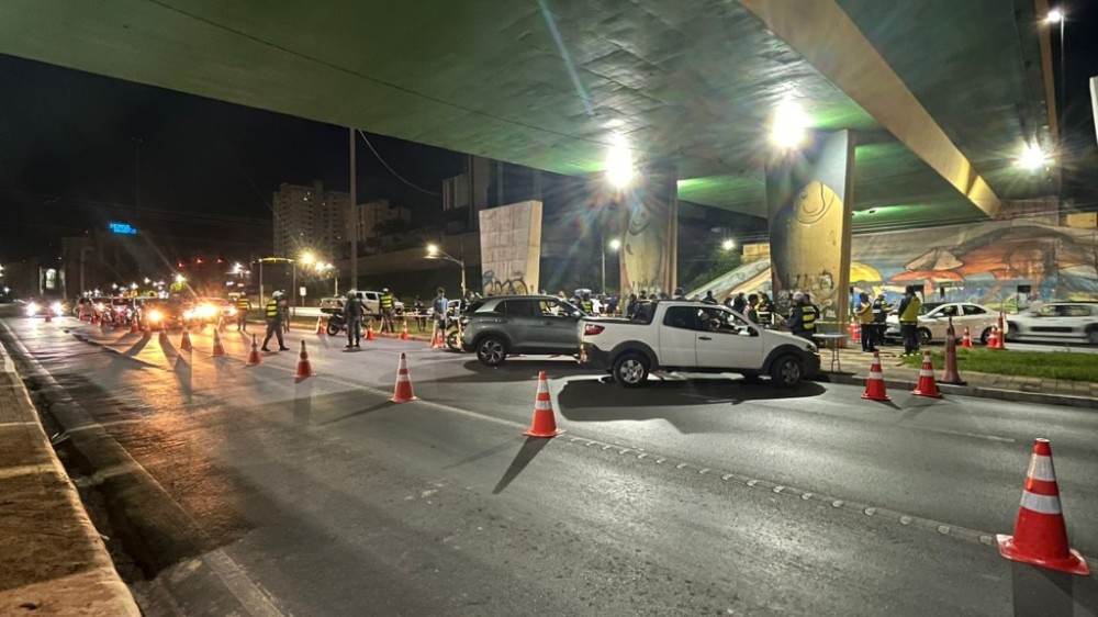 Fiscalização da Lei Seca resultou na prisão de 127 condutores por embriaguez ao volante