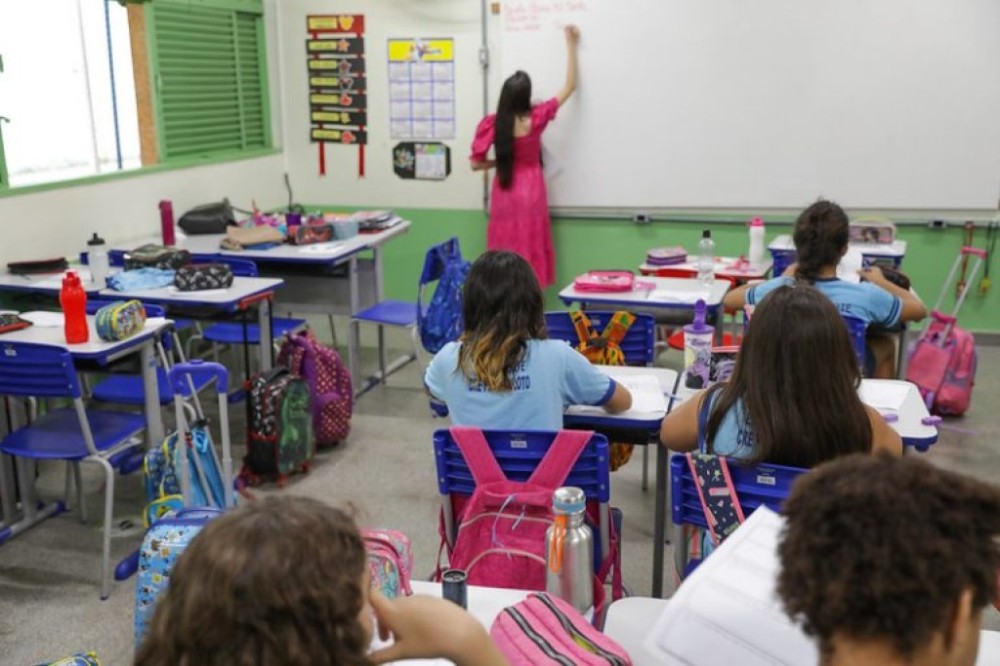 Projeto prorroga até 2028 a versão atual do Plano Nacional da Educação