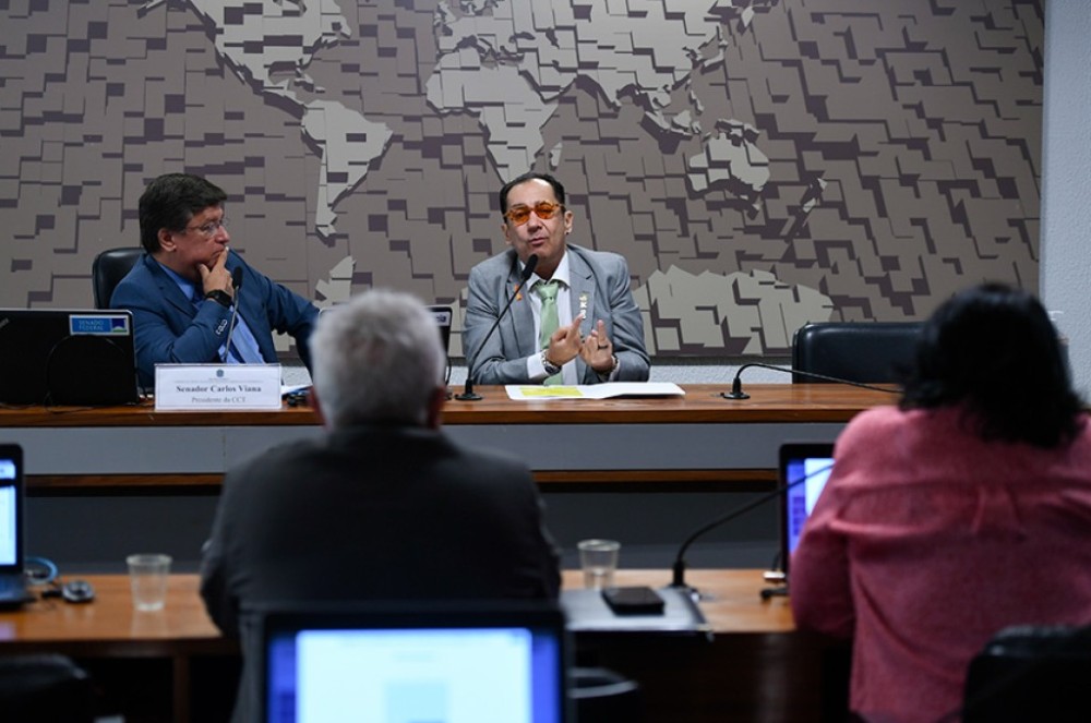CCT avalia incentivo fiscal para pesquisa e botão de pânico em carro de aplicativo