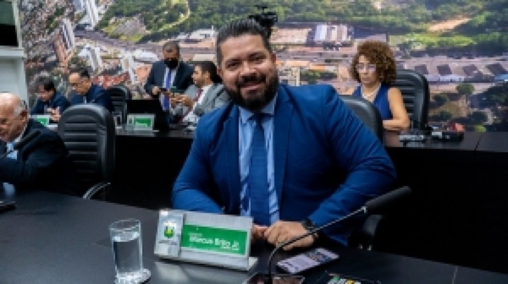Marcus Brito pede pavimentação asfáltica, limpeza e troca de lâmpadas para bairros de Cuiabá