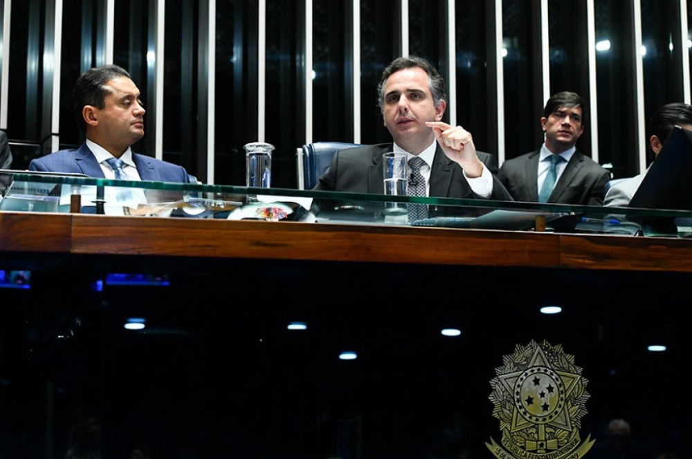 Pacheco homenageia legados de Abilio Diniz e Luiza Trajano Donato
