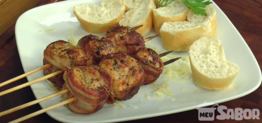 Aprenda a fazer um perfeito medalhão de Peito de Frango!
