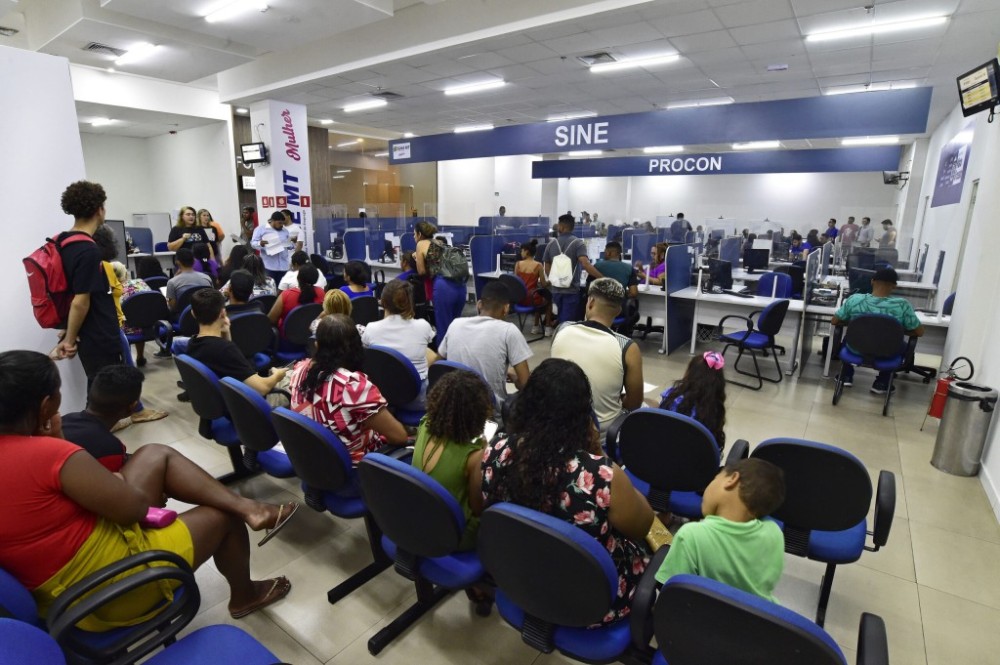 Mais de 2,5 mil vagas de emprego são disponibilizadas pelo Sine-MT nesta semana