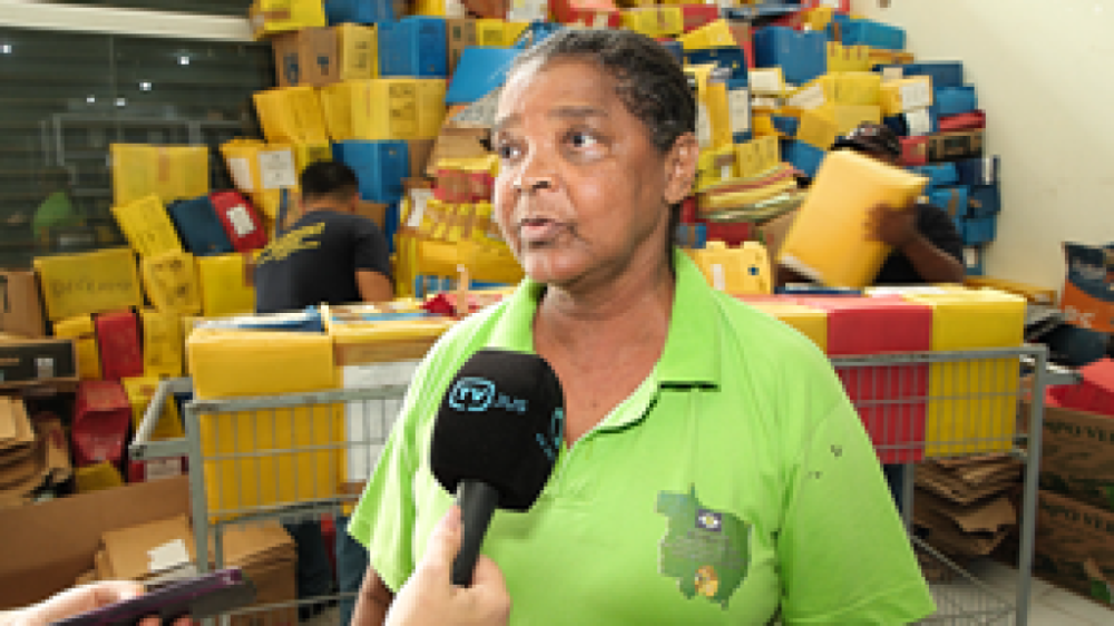 Tribunal destina quase 7 toneladas de papel para associação de catadores de recicláveis