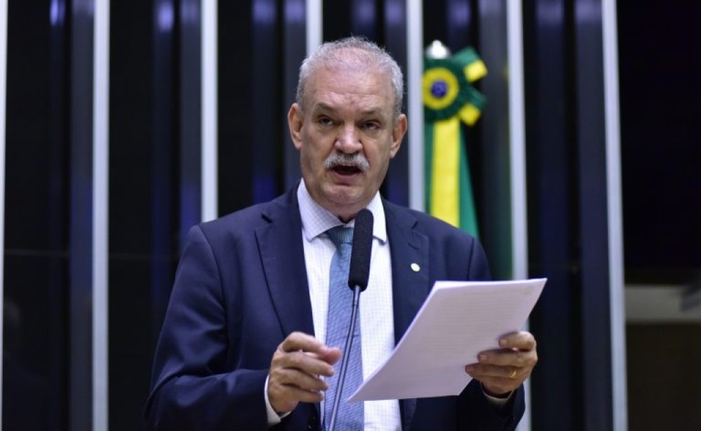 Projeto determina fornecimento gratuito de caneta de adrenalina autoinjetável pelo SUS
