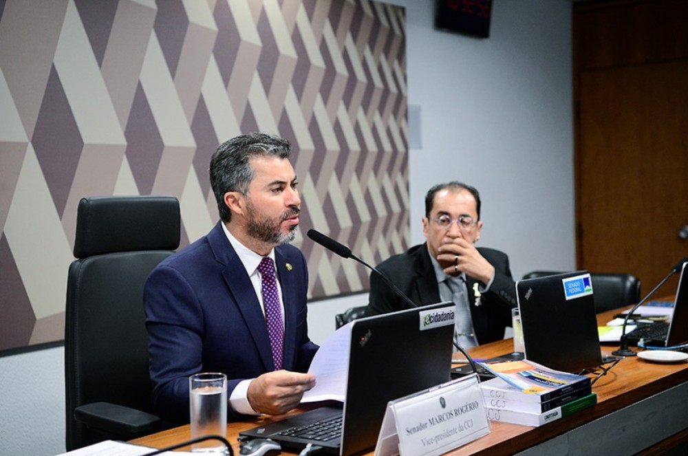 Isenção de IPVA para carros com mais de 20 anos vai ao Plenário