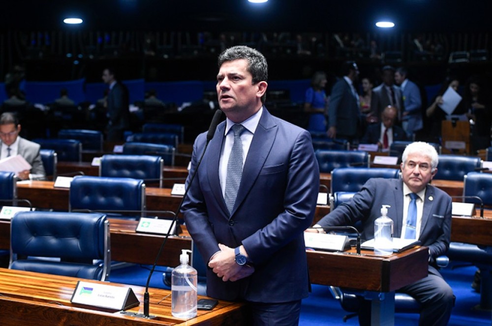Senado acolhe votos de pesar pelas mortes de Pastore e Navalny