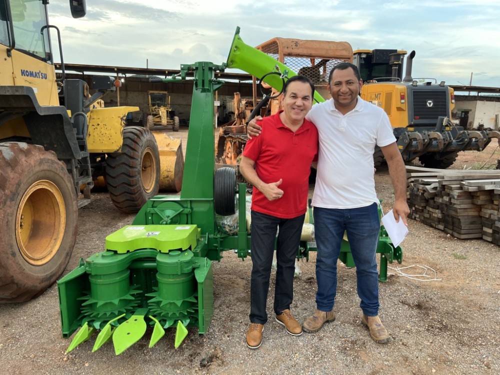 Prefeitura de Diamantino adquire novo maquinário agrícola