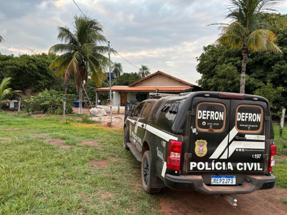 Operação cumpre buscas contra investigados por tráfico e apreende 70 mil dólares em propriedade na fronteira