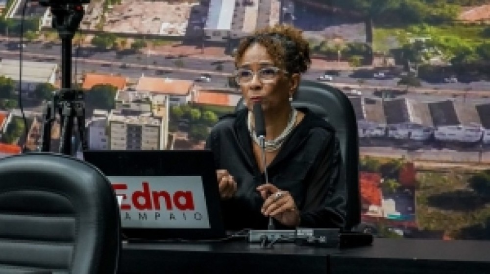Edna pede pagamento de benefício a catadores de recicláveis