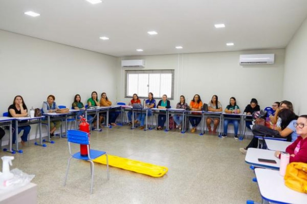 Secretaria de Educação realiza capacitação aos servidores da rede municipais