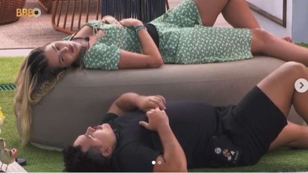 Em conversa com Yasmin Brunet, Lucas Capoeira se declara à esposa: ‘Amor’