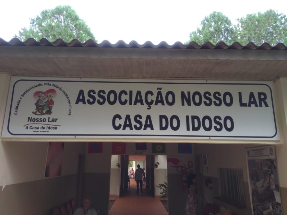 Entidades sociais de Tangará da Serra e de Jaciara recebem cheques do Nota MT