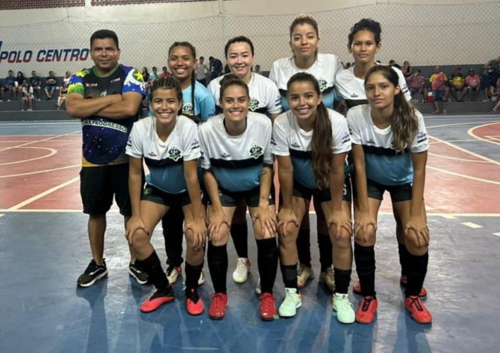 Secretaria de Esportes e Lazer deu apoio as equipes de futsal