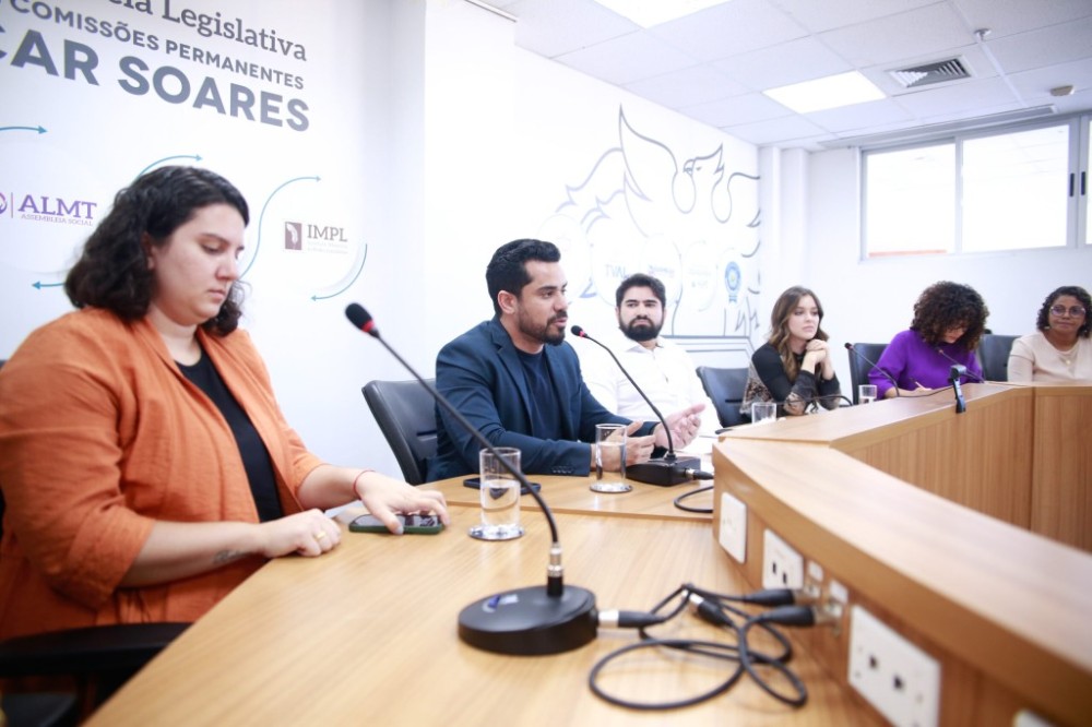 CST discute integração de setores em prol da causa animal